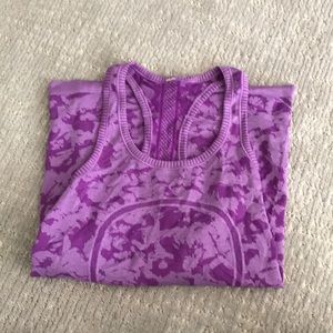 Lululemon tank top